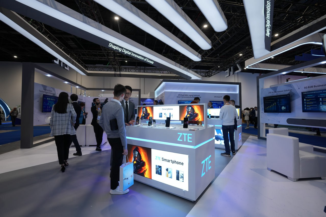 ICT Week exhibition floor